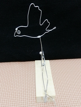 100均ワイヤーで簡単オートマタ工作 飛ぶ鳥の作り方 - 作れぬならば
