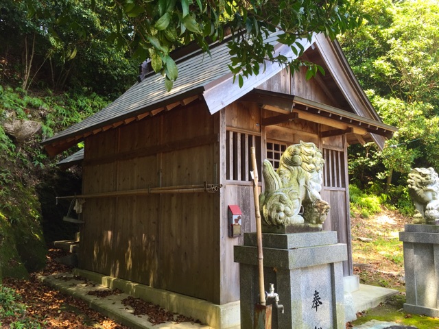 f:id:awa-otoko:20150418212232j:plain f:id:awa-otoko:20150418212232j:plain