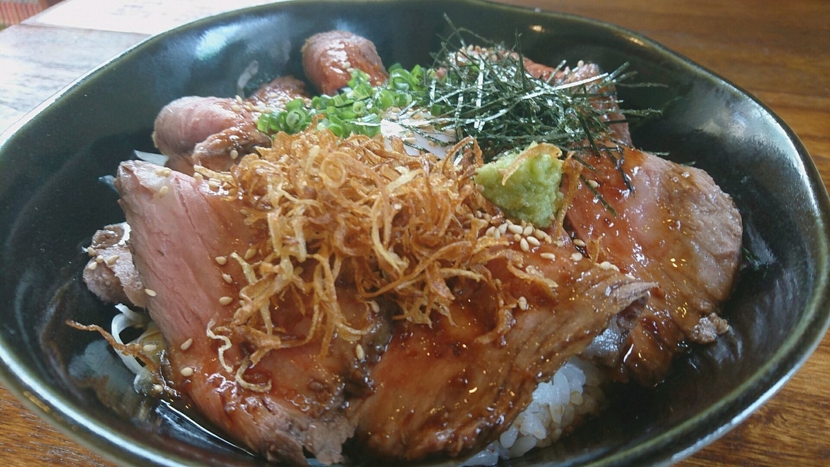 笑しべ いざかや 笑しべ ヤマハナ店 / 札幌市中央区南17条西8丁目