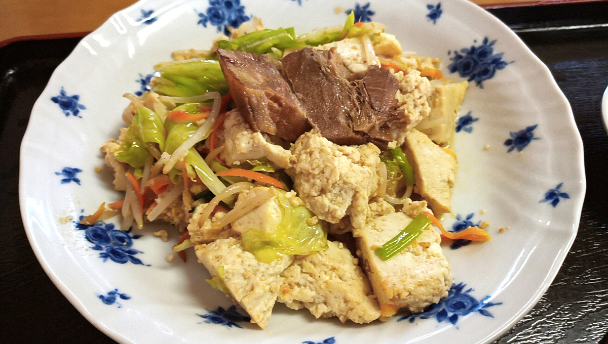 や食堂(まるやしょくどう)/ 沖縄県那覇市辻2915 Sapporo Explorer や食堂(まるやしょくどう)/ 沖縄県那覇市辻2915 Sapporo Explorer