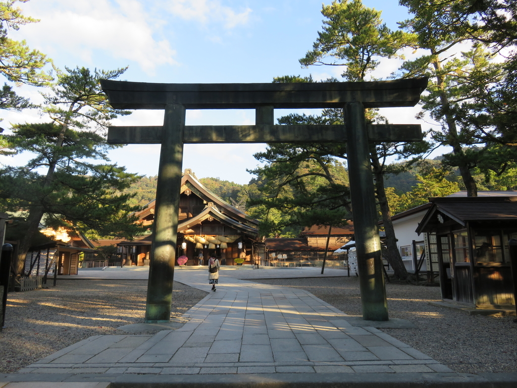 第四の鳥居「銅」です