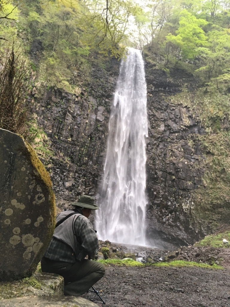 高さ63m！山形県酒田市の「玉簾の滝」が豪快かつ壮麗すぎる。期間限定