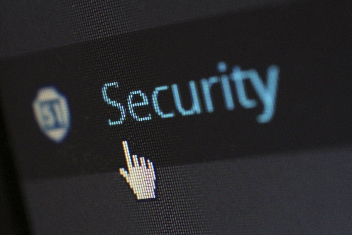 Securityと書かれた文字