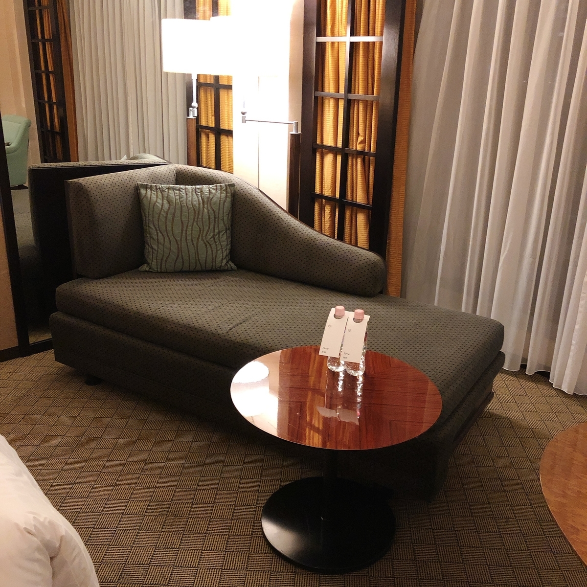 f:id:ayayacha:20191201222910j:plain