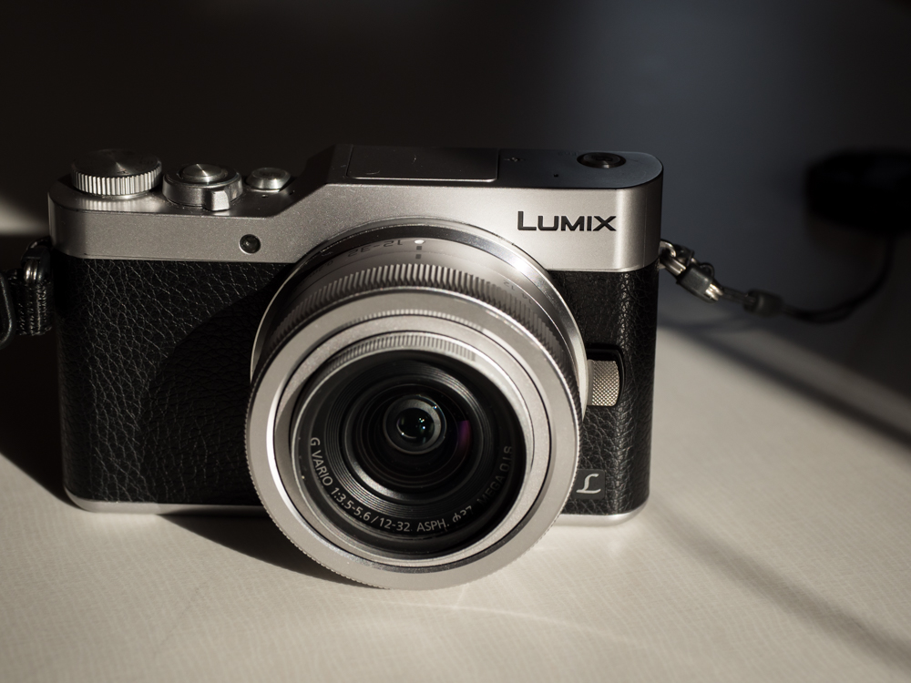 ちゃんと撮れるけど安い✨Wi-Fi✨LUMIX DC-GF9　328-1 Amazon | パナソニック ミラーレス一眼カメラ ルミックス GF9