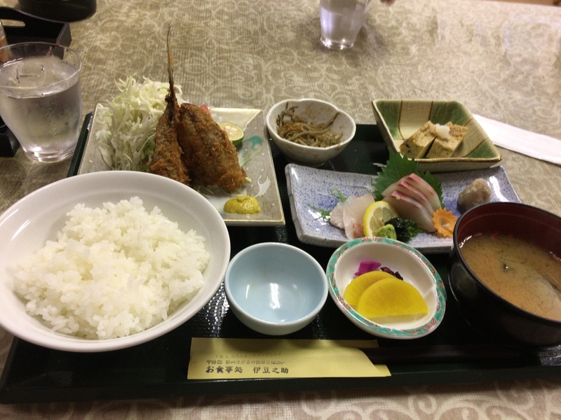 お昼は 伊豆之助ランチ Tomo Aki の 旅 食 酒 日記