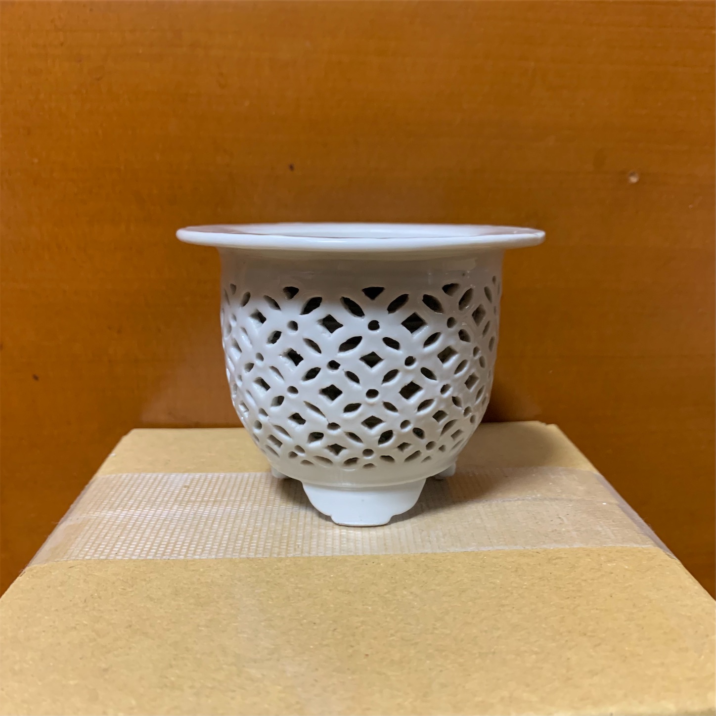 白磁 七宝文 青透かし 二重鉢 草土庵 欅窯 - 純風満蘭（富貴蘭・風蘭