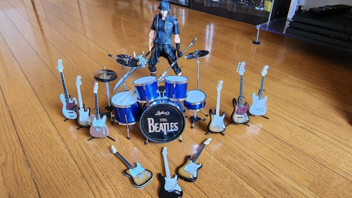 BEATLESビートルズミニチュアドラムギターアンプセット10cmミニ楽器 