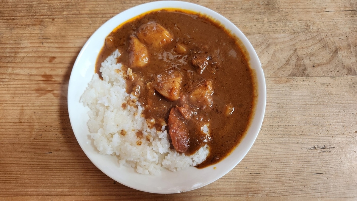 無印良品 素材を生かした ごろごろ野菜と豚ひき肉の大盛りカレー　X28点 無印良品のカレー、これが正解じゃん…！「量がしっかり入ってて