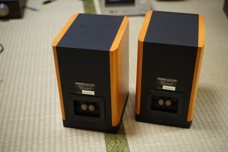 ONKYO D-112E レビュー：透明繊細のボーカルと極めて高い解像度を持つ