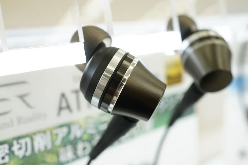 ATH-CKR90試聴レビュー：高域は鋭く、明確な低域でマルチBA型イヤホン