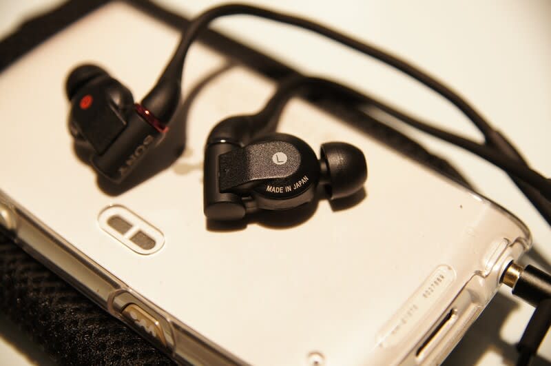 SONY XBA-Z5 XBA-A3 試聴メモ：EX1000の後継にならず - IvyBridge