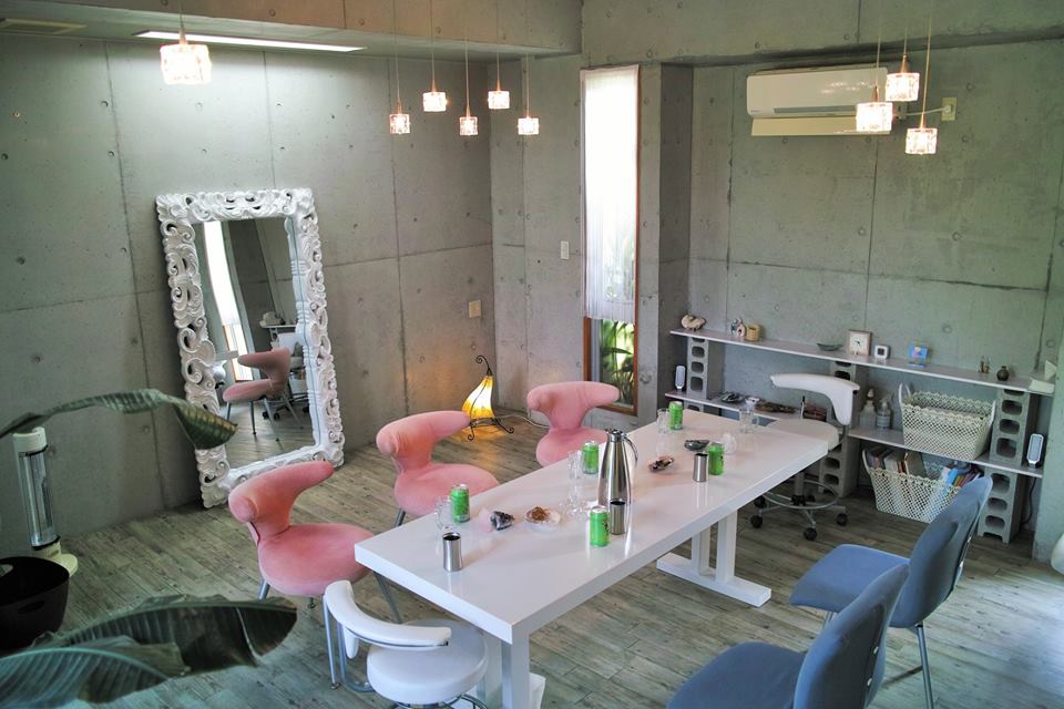 f:id:azworld:20180520015608j:plain f:id:azworld:20180520015608j:plain