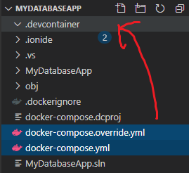 docker-compose.yml を .devcontainer へ移動