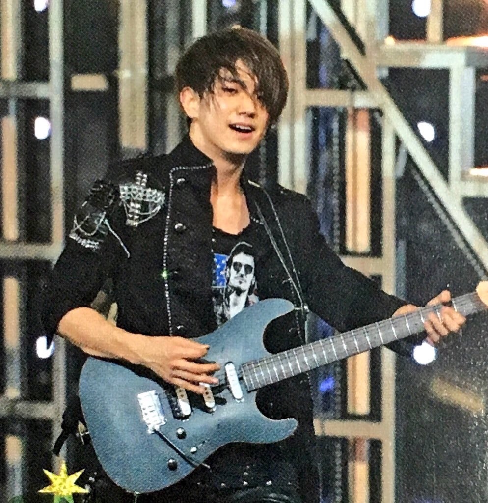 正門良規くん 快進撃を続けるAぇ! group 正門良規が表紙に登場！CYAN MAN 10月号は9