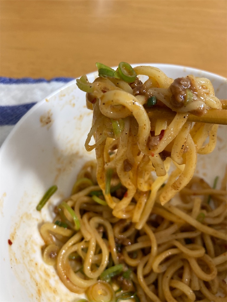 日清食品 まぜ麺の達人 台湾まぜそば 2人前 麺屋こころ風 ピリ辛台湾まぜそばがおうちで気軽に味わえます Ba Yan Papaの食べ歩き日記 時々趣味も