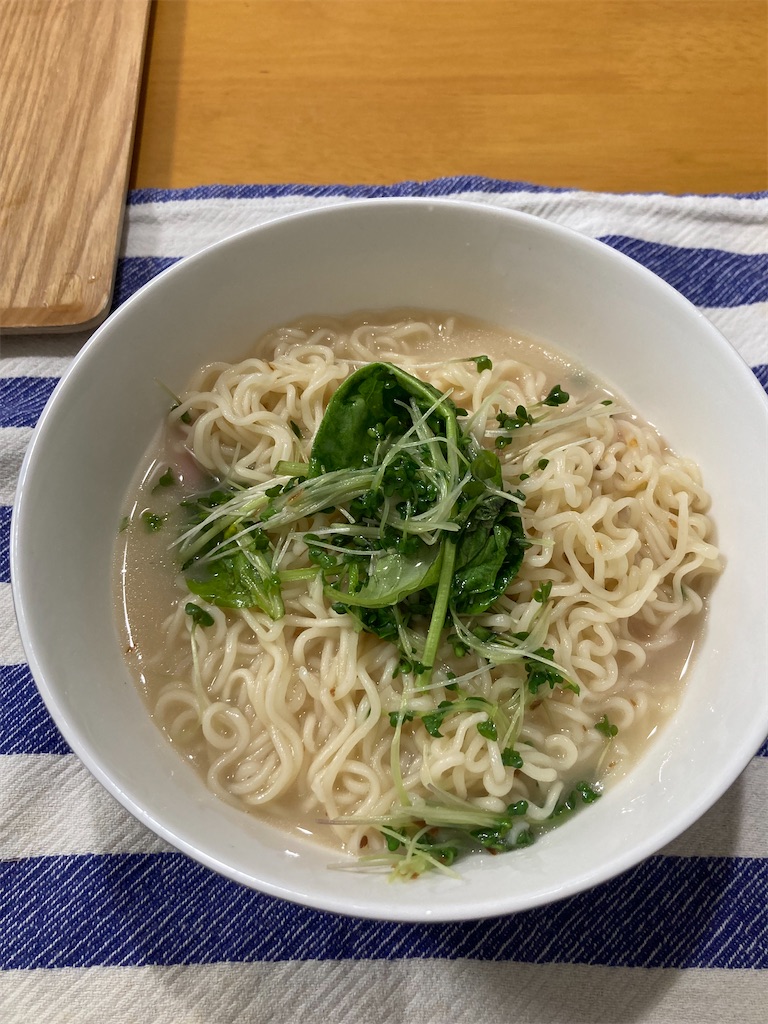 うまかっちゃん 黒豚とんこつ 鹿児島焦がしねぎ風味の魅力とは？ - ba