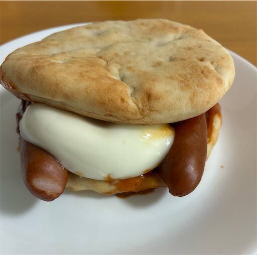 モスバーガーの新作「月見フォカッチャ」