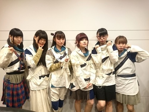 初心者向け】BiSHのライブで絶対に盛り上がる曲15選【2018年版