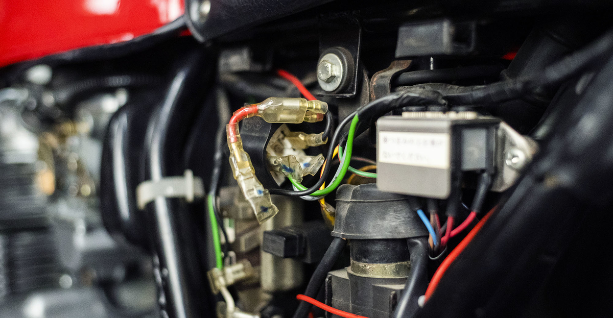 CB400F・セミトラという選択肢（その3：マキトラの装着） - CB400F 