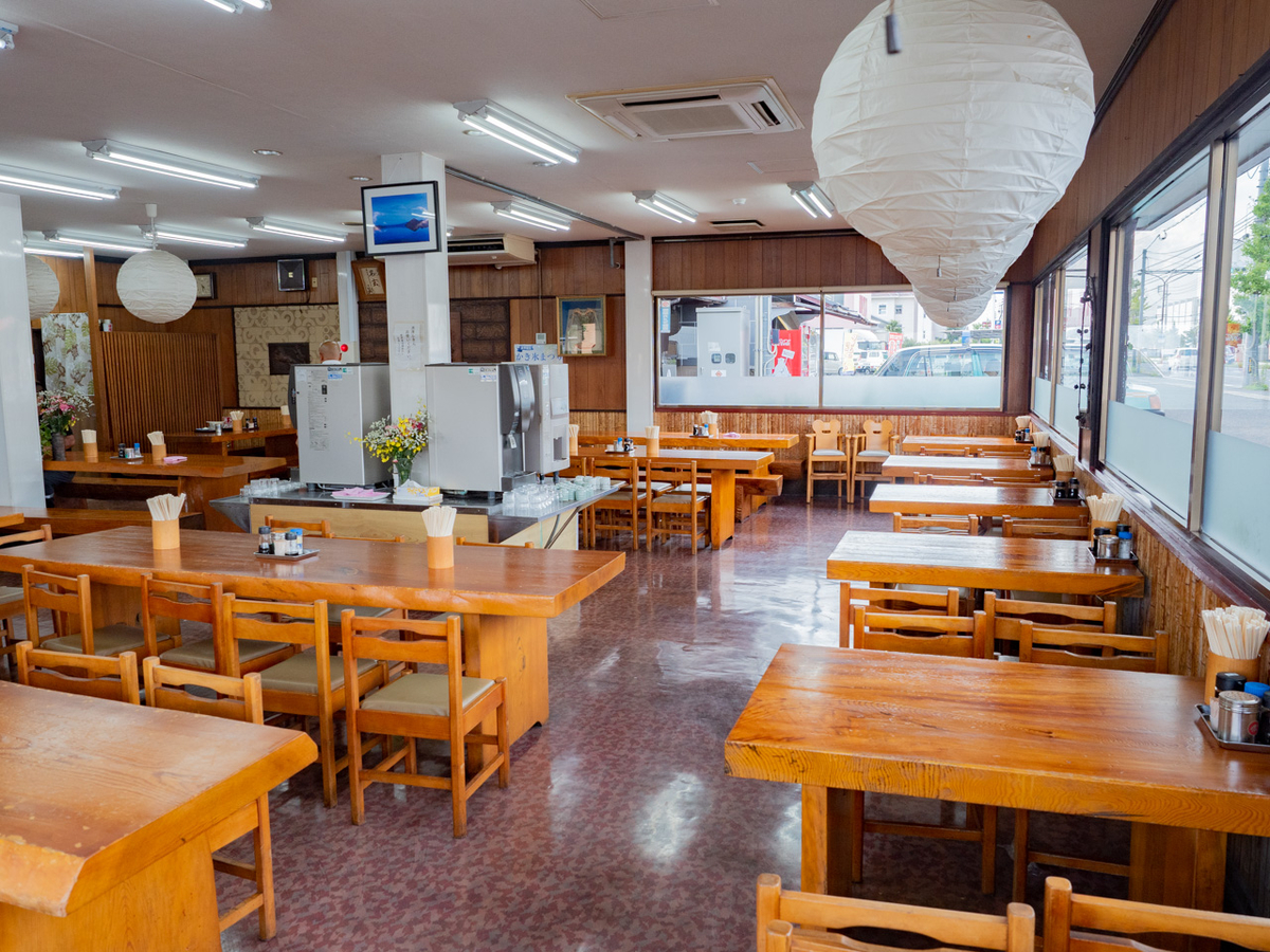 名玄の店内のようす
