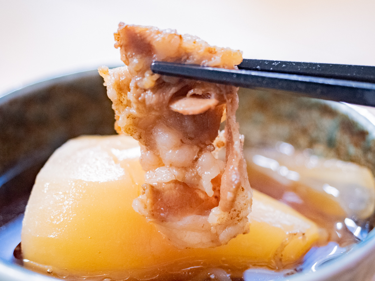 呉ハイカラ食堂の「海自テッパンカレー」の肉じゃが