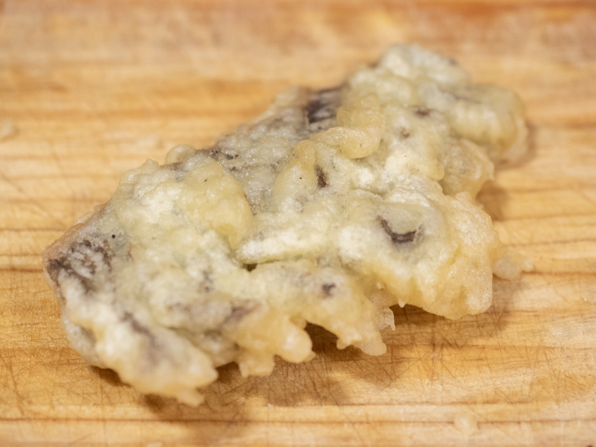 あきちゃんのホルモン天ぷら(センマイ)