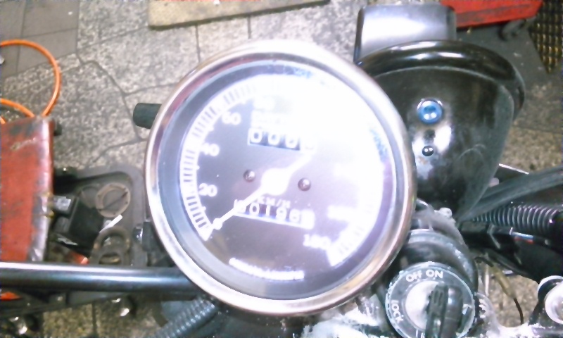 ヤマハ TW200 スピードメーター交換 編 カスタム雑記帳 - バイク大好き!弱小バイク屋のおっさんの伝えたい事! ヤマハ TW200 スピードメーター交換 編 カスタム雑記帳 - バイク大好き!弱小バイク屋のおっさんの伝えたい事!