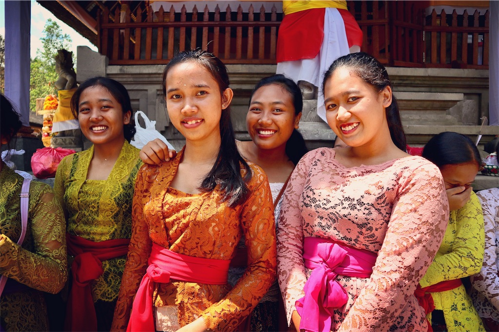 バリ人女性はチャンティクね！ - 自由気ままなウェルネスライフ in Bali