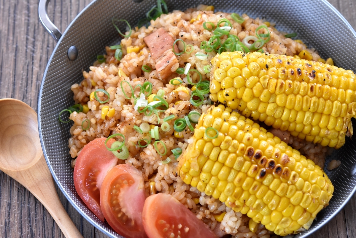 とうもろこしの芯で甘みとうま味補強 インドのスパイスご飯 プラオ はフライパン10分で炊ける バリ猫ゆっきー メシ通 ホットペッパーグルメ