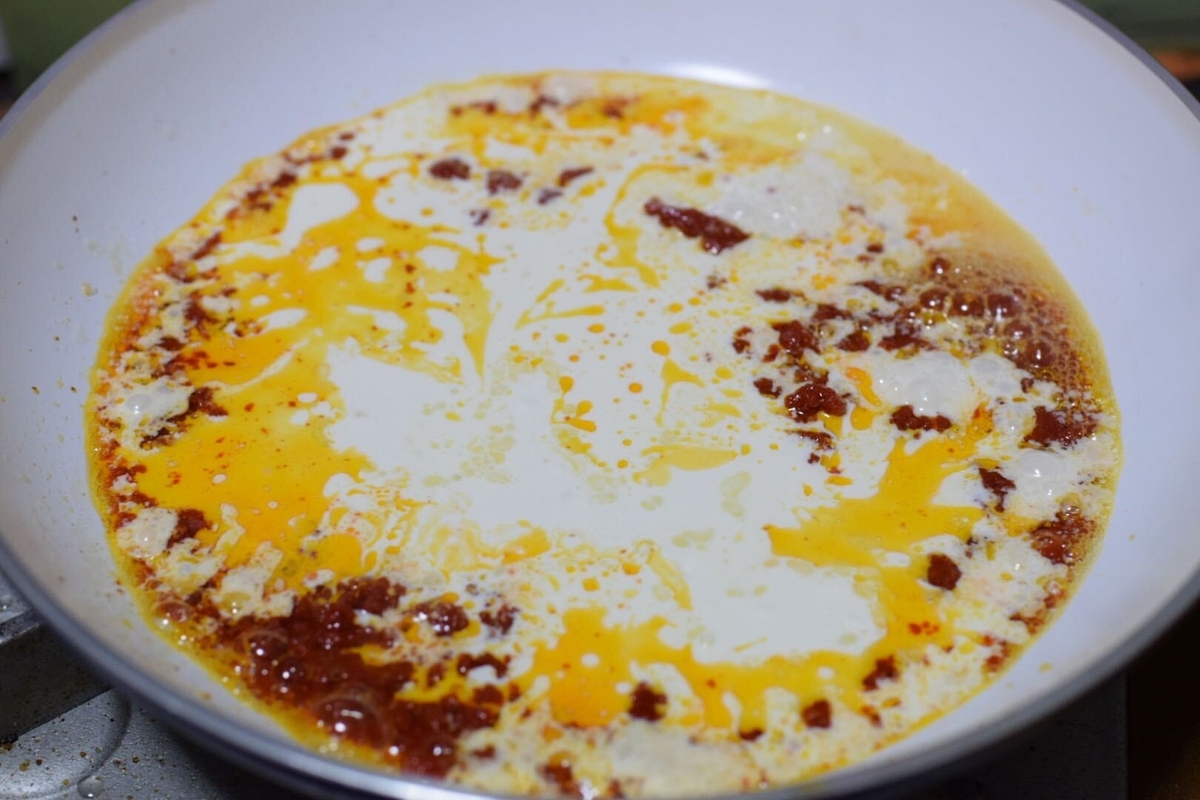 トマトクリームパスタ
