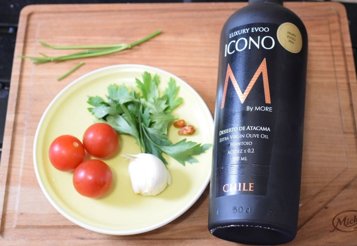 ミニトマト出汁のペペロンチーノ