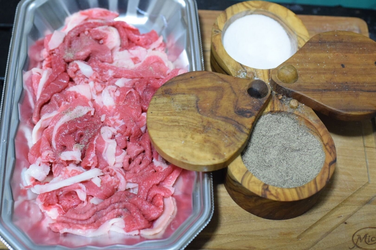 ココナッツミルクの牛肉トマトパスタのレシピ