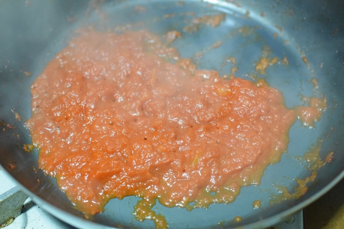 ココナッツミルクの牛肉トマトパスタのレシピ