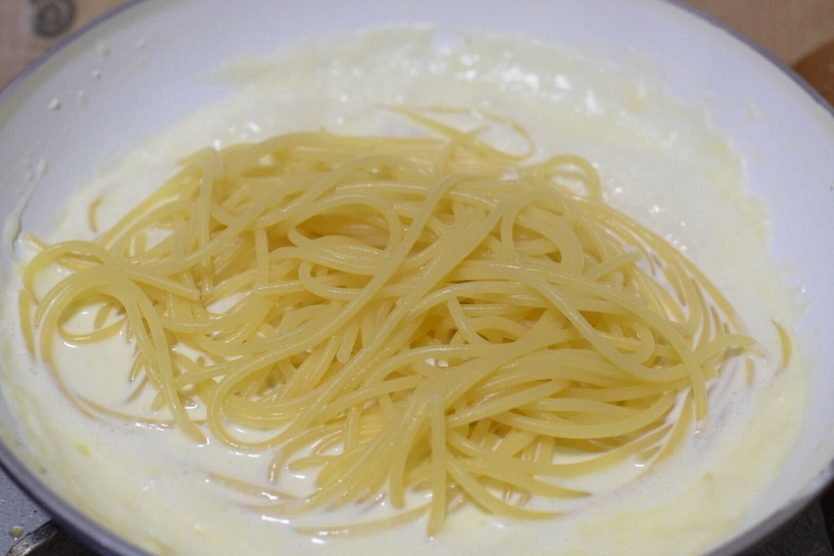 レモンクリームパスタ