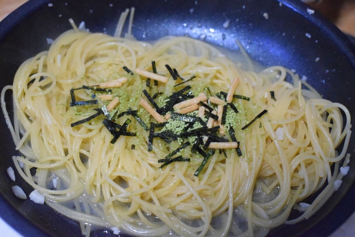永谷園のお茶漬けパスタ（ニンニク）の材料