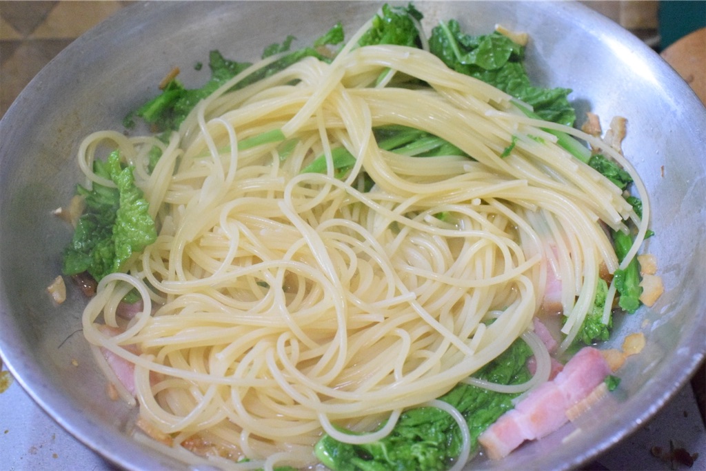 菜の花のペペロンチーノ〜朧月夜のパスタ