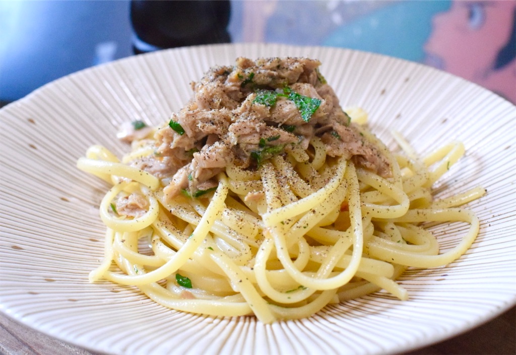 ツナ缶とレモンのパスタ