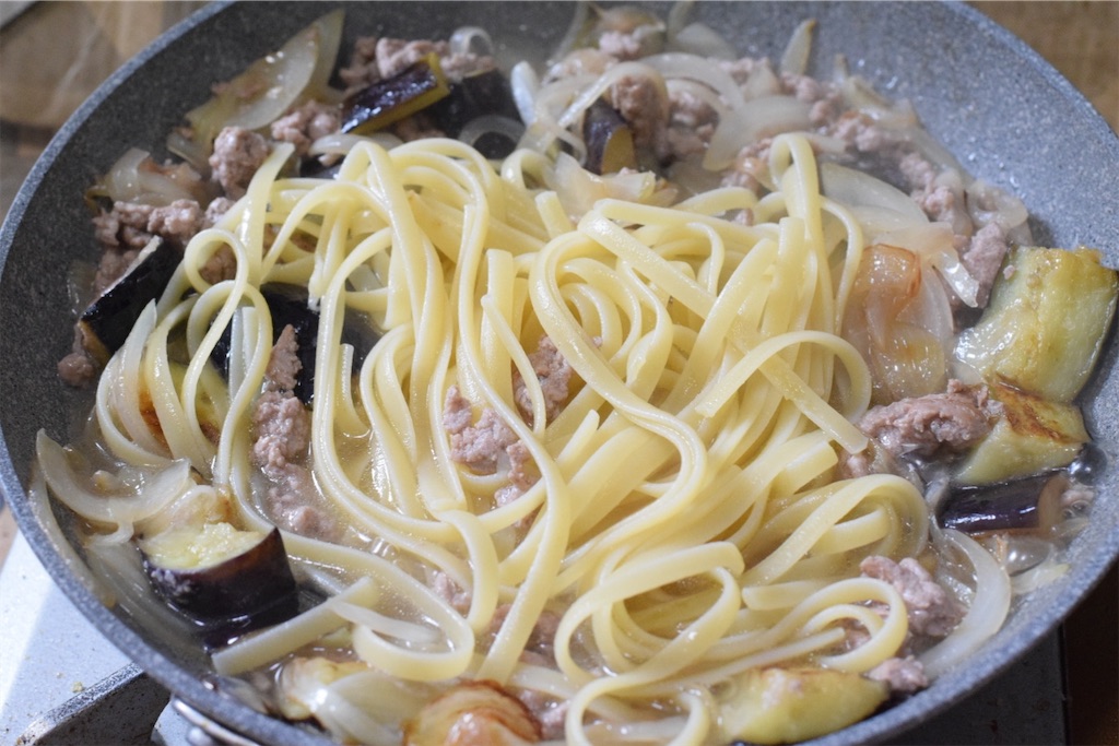 ナスと挽き肉のパスタのレシピ