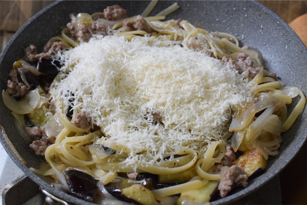 ナスと挽き肉のパスタのレシピ