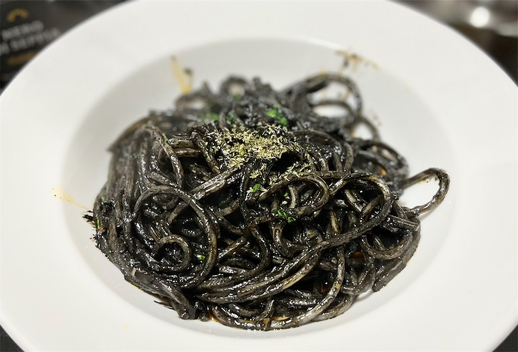 パスタとワインのマリアージュ!料理を格上げする至高の組み合わせ - パスタの聖書