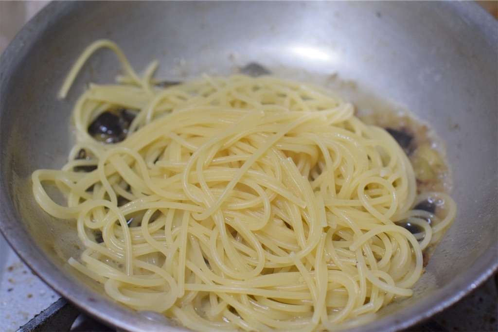 ナスと塩昆布のパスタ