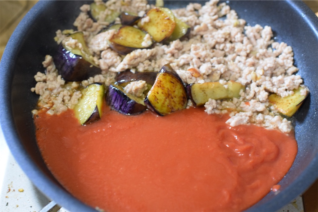 パスタ・アッラ・ノルマ（挽き肉）