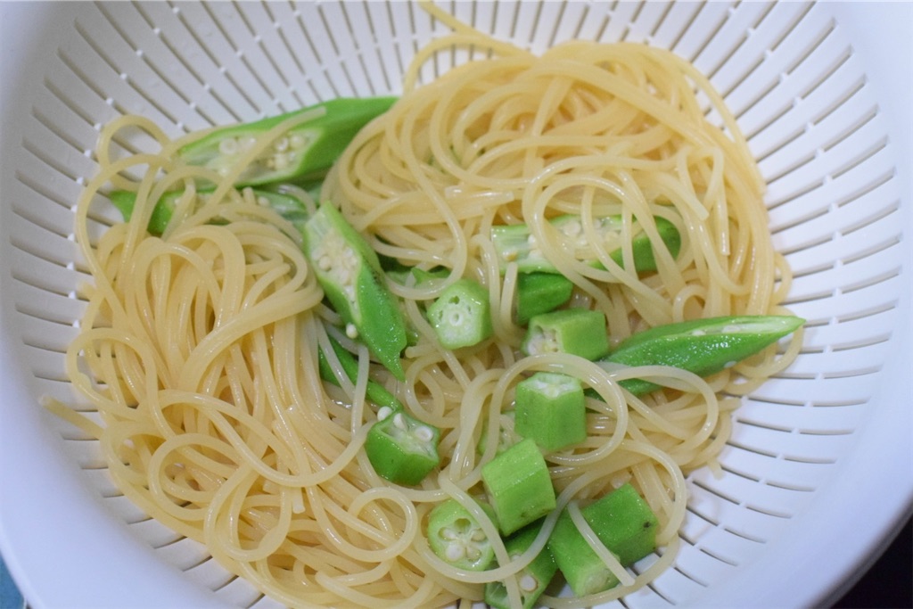オクラとツナ缶の冷製パスタ