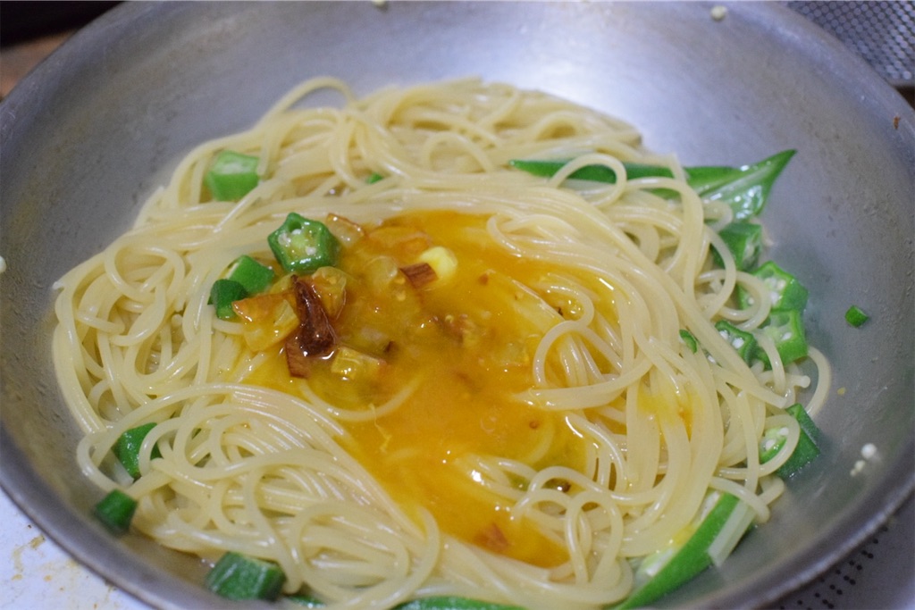 納豆オクラぺぺたまのレシピ