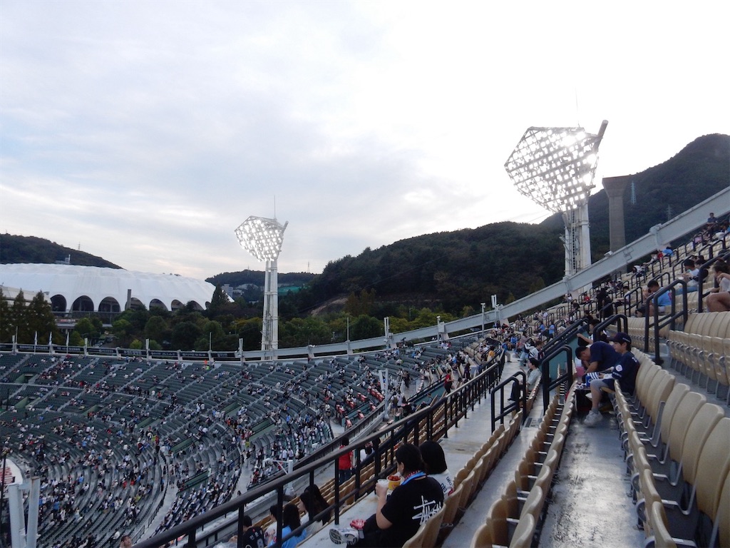 韓国プロ野球の球都・釜山のサジク野球場