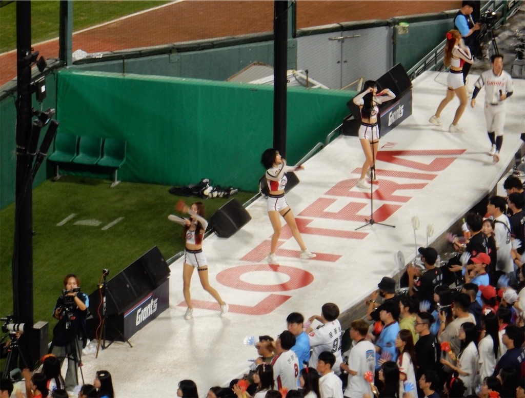 韓国プロ野球の球都・釜山のサジク野球場