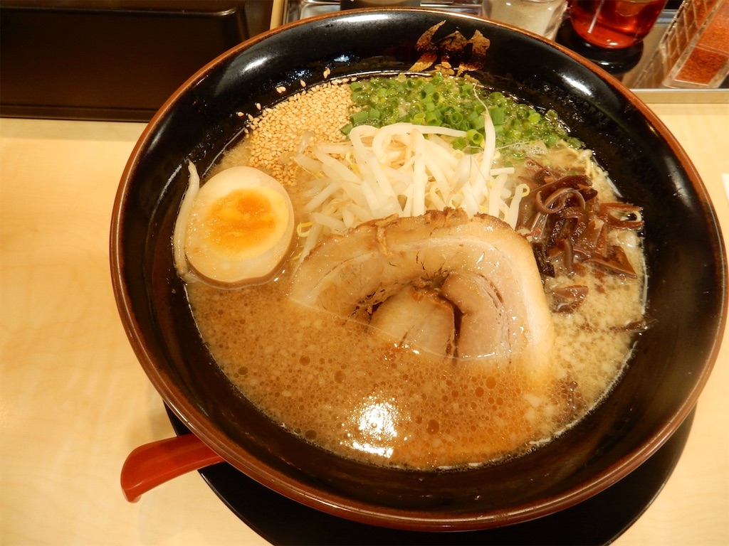 宮崎空港メシ（宮崎ブーゲンビリア空港）グルメ,宮崎ラーメン響