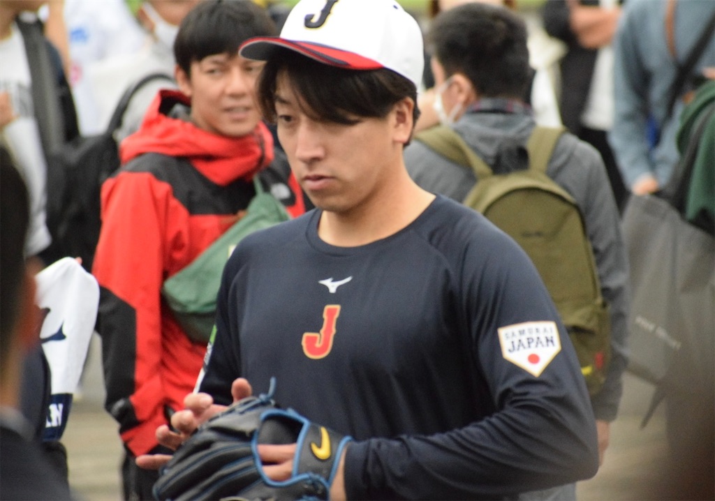 大勢（背番号15）