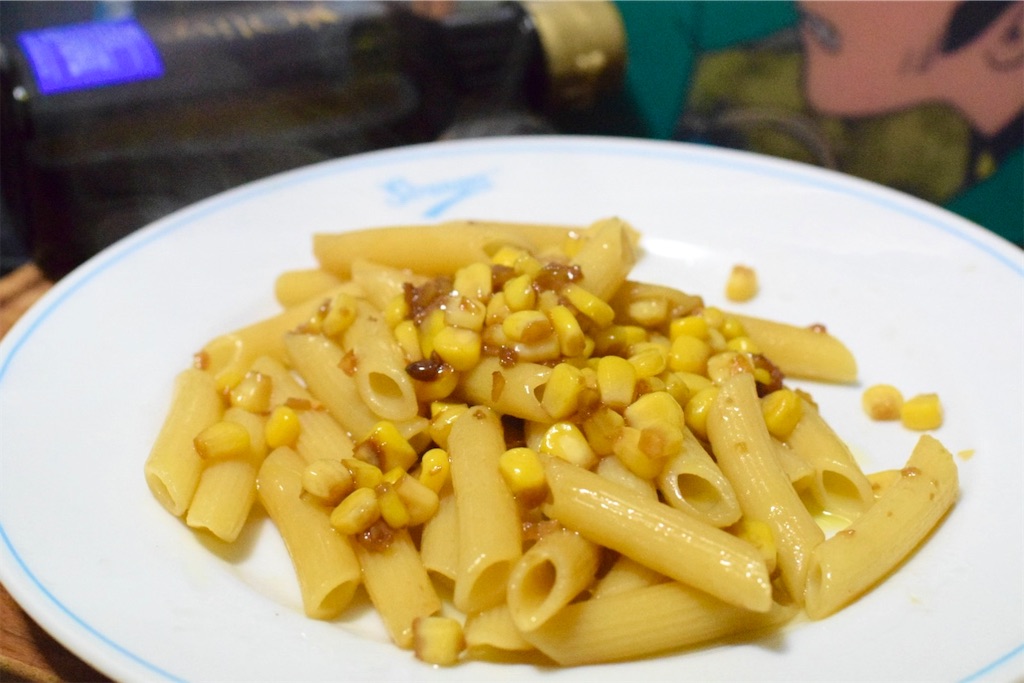 トウモロコシのペペロンチーノ（麺つゆ）